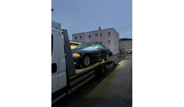 W Oegstgeest, 2341 – Pomoc przy awarii samochodu. Sprawna pomoc drogowa dla kierowców w pobliżu dróg N206, N11, N447.