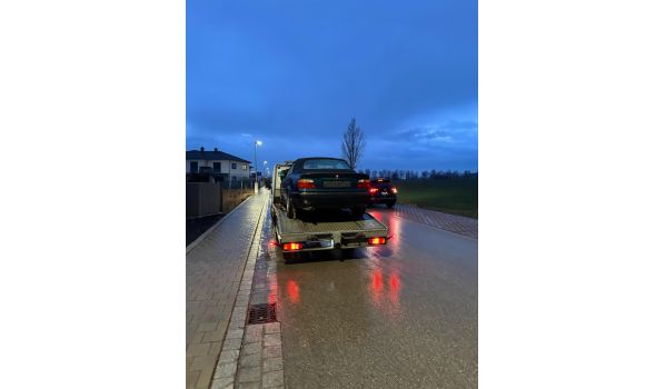 W Dongen, 5038 – Pomoc przy awarii samochodu. Sprawna pomoc drogowa dla kierowców w pobliżu dróg N261, N269.