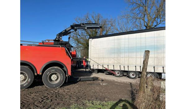 Pomoc drogowa dla ciężarówek w Blerick, 5912 w pobliżu autostrady A67. Szybka pomoc w przypadku awarii na ważnej trasie.
