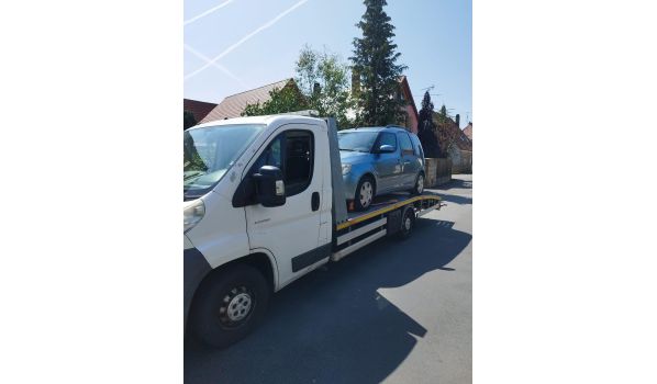 W Monster, 2681 – Pomoc przy awarii samochodu. Sprawna pomoc drogowa dla kierowców w pobliżu dróg N213, N211.