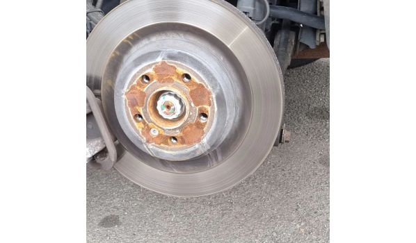 58-130 Żarów, wymiana opony w terenie zabudowanym po awarii 58-130 Żarów, wymiana opony w terenie zabudowanym po awarii