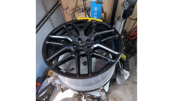 43-500 Katowice, wymiana opony w rejonie miejskim 