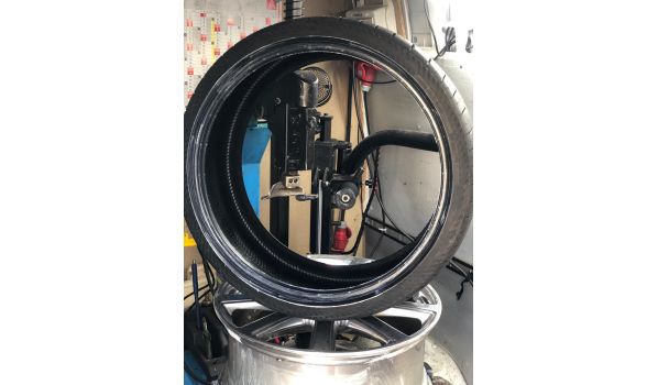 04626 Schmölln, mobilny serwis opon po awarii na terenie miasta