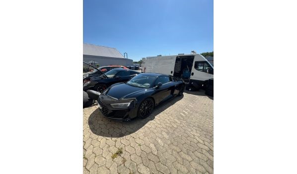 64683 Einhausen, mobilna wymiana opon po awarii na parkingu