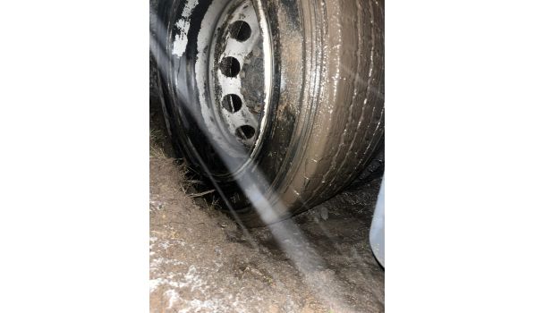 77761 Schiltach, Wymiana koła przyczepy z podwójną wymianą felgi