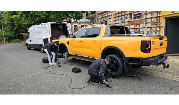 78112 St. Georgen, mobilny serwis opon dla Ford Pickup w terenie zabudowanym