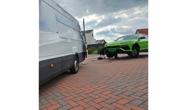 38559 Gifhorn, mobilny serwis opon przy przebiciu opony na parkingu