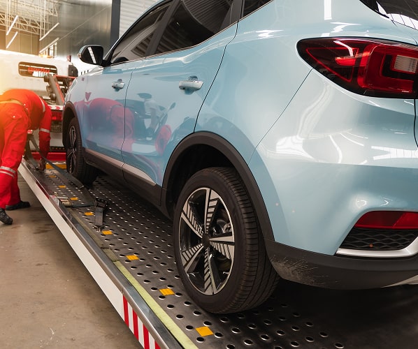 Lengvųjų automobilių priekinio stiklo keitimas Vokietijoje