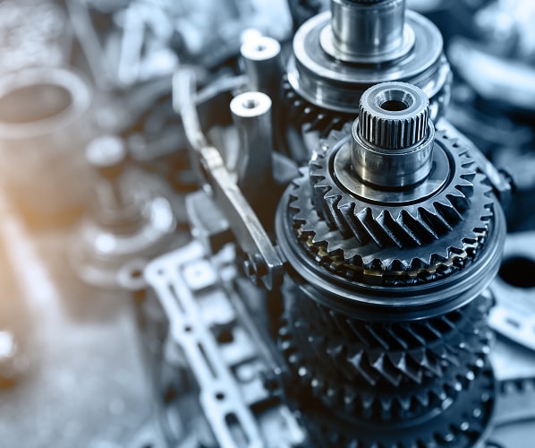 Naprawa skrzyni biegów ciężarówki w Niemczech