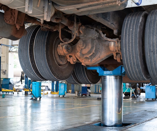 Naprawa i wymiana piasty naczepy (przyczepy) w Niemczech