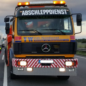 T.W. Abschlepp- und Bergungsdienst GmbH (Königslutter am Elm)