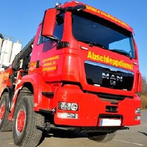 Abschlepp und Bergecenter Udo vom Holle (Bielefeld)